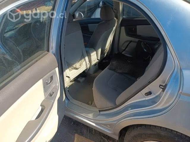 Kia Cerato chocado motor 1.6
