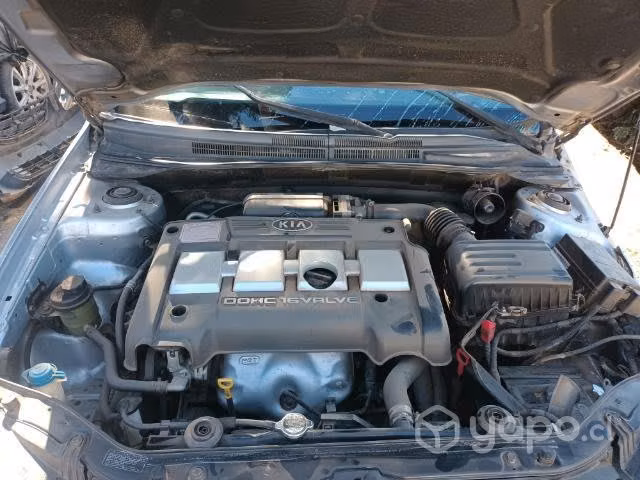 Kia Cerato chocado motor 1.6