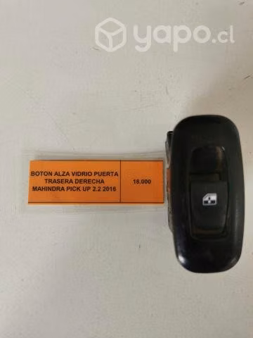 Boton AlzaVidrio Tras Der Mahindra Pik Up 2016
