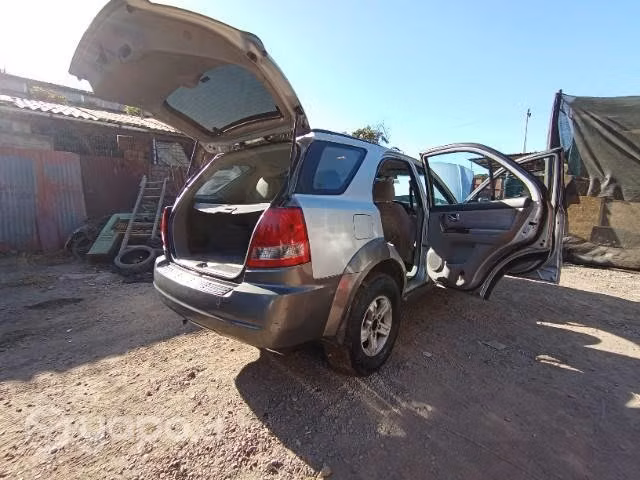 Vendo Kia Sorento al día