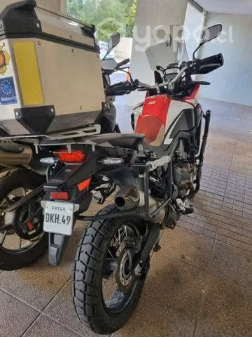 Honda Africa Twin 1000 impecable