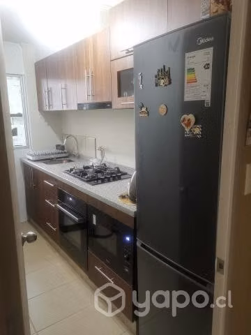 Arriendo departamento semi amoblado