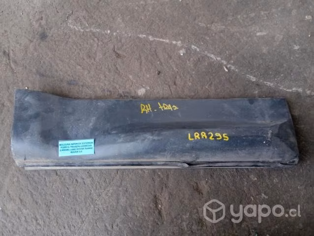 Moldura Inf Ext pta tras der (LRR295) Rover Range