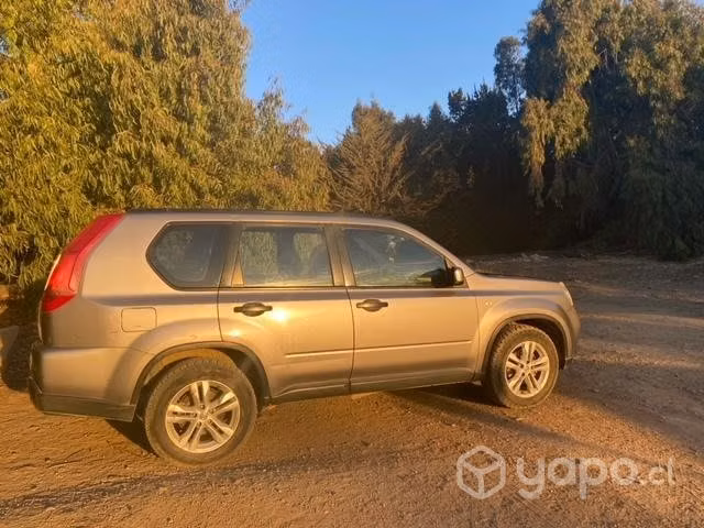Nissan x-trail 2011