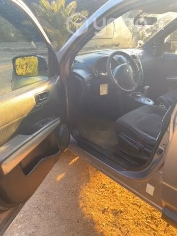 Nissan x-trail 2011