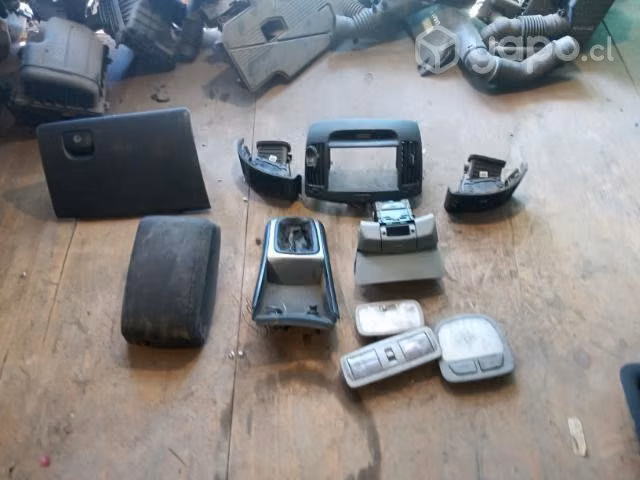 Hyundai santa fe 2010 guantera plasticos ventilas