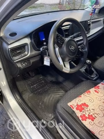 Kia rio 4