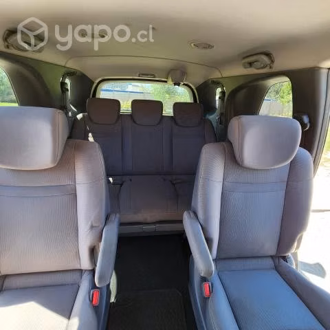 Ssangyong stavic 2016