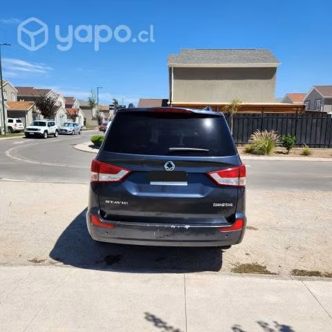 Ssangyong stavic 2016