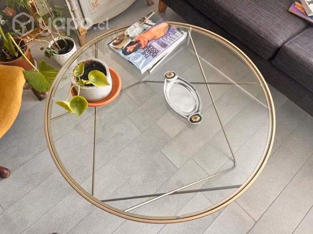 Mesa de Centro de vidrio con fierro dorado