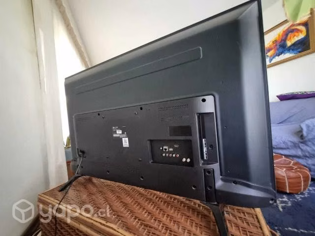 Televisor LED LG 49" 49UJ6200 UHD 4K SMART TV