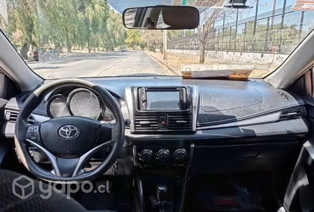 Yaris 2016 automático gas/bencina tranferible