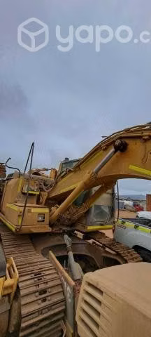 Se vende excavadora