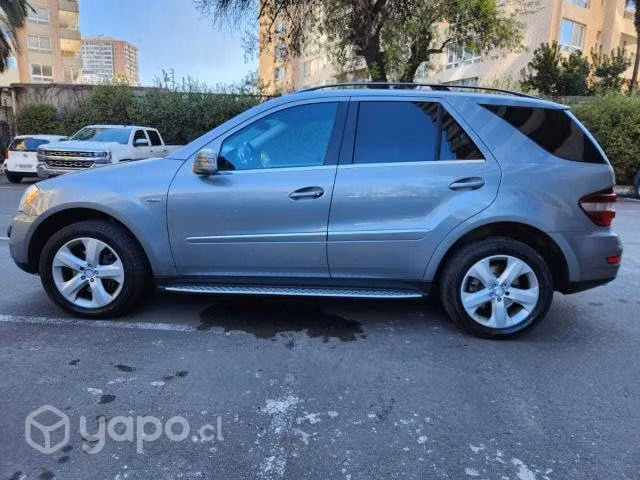 Mercedes benz ml350 2011