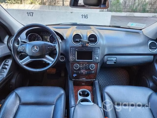 Mercedes benz ml350 2011