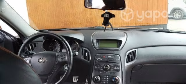 Genesis Coupe 2.0T