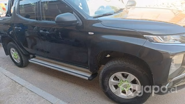 ARRIENDO MITSuBISHI L200 2021