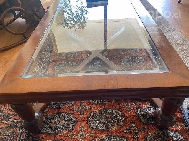 Mesa de centro con vidrio biselado Muy buen estad