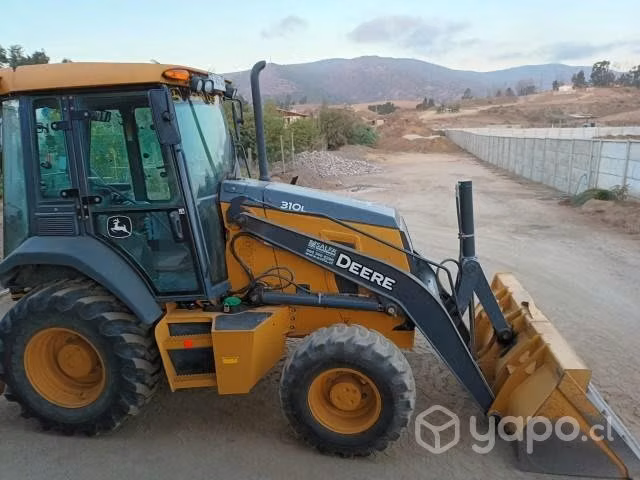 Retroexcavadora John Deere 310L