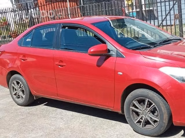Toyota Yaris 1.5, año 2017