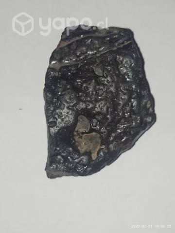 Meteorito Carbonaceos pulido Ventana 80gramos