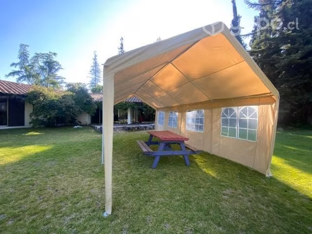 Carpas impermeables para eventos en arriendo