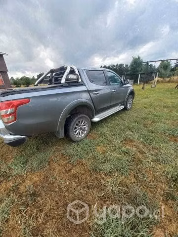 Mitsubishi l200 dakar 2019 mt