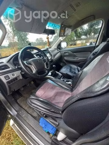 Mitsubishi l200 dakar 2019 mt
