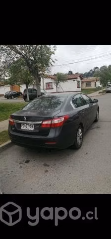 Renault Latitud 2.0