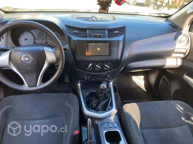 Nissan np300 2017