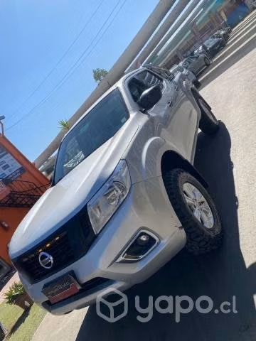 Nissan np300 2017