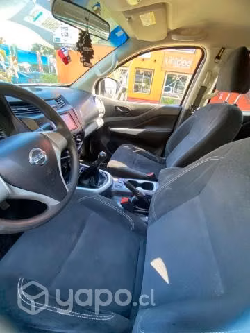 Nissan np300 2017