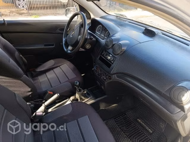 Chevrolet Aveo año 2010 - Imagen 3