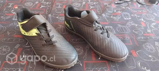 Zapatillas futbol de niña y/o niño 100 tf