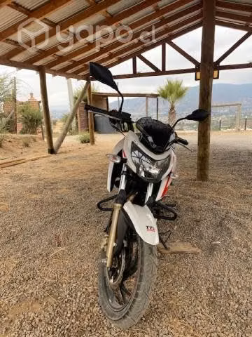 TVS Apache rtr 200 como nueva