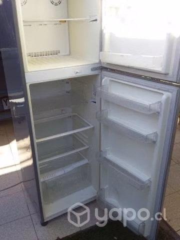 Refrigerador mademsa