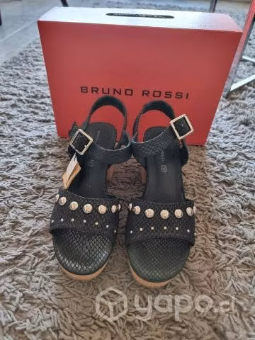 Sandalias Nuevas 37