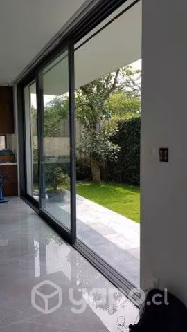 Ventanas de PVC y de aluminio