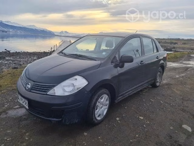 Nissan Tiida año 2011 liberado bencina/gas