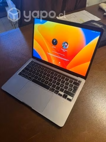 MACBOOK PRO i5 con TOUCHBAR Excelente estado