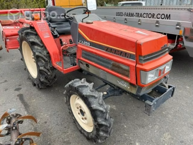 Tractor yanmar 25hp 4x4 con rotocultivador