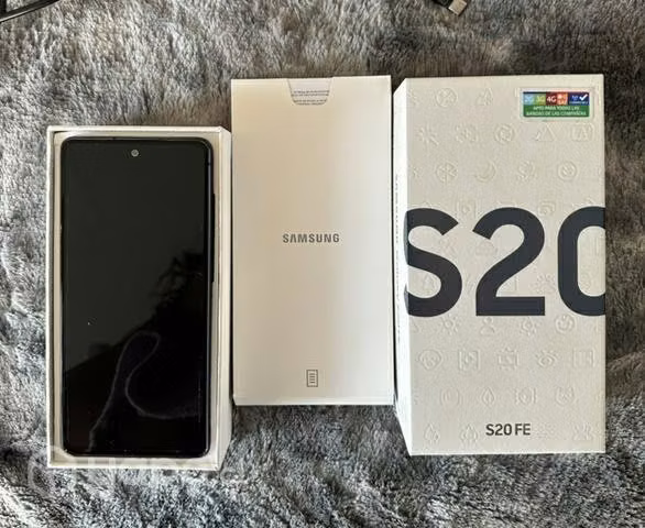 Celular Samsung S20 Fe - Imagen 2