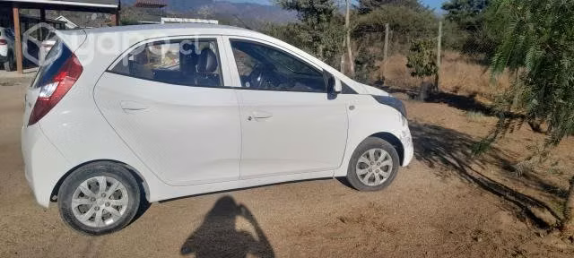 Vendo mi auto Hyundai Eon