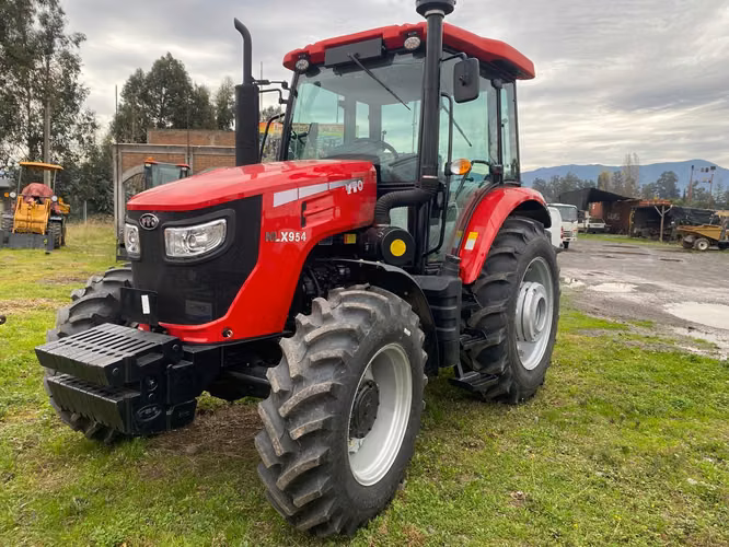 YTO TRACOTR NLX954