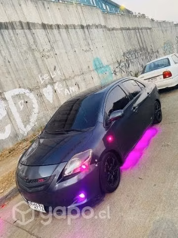 Vendí Toyota Yaris