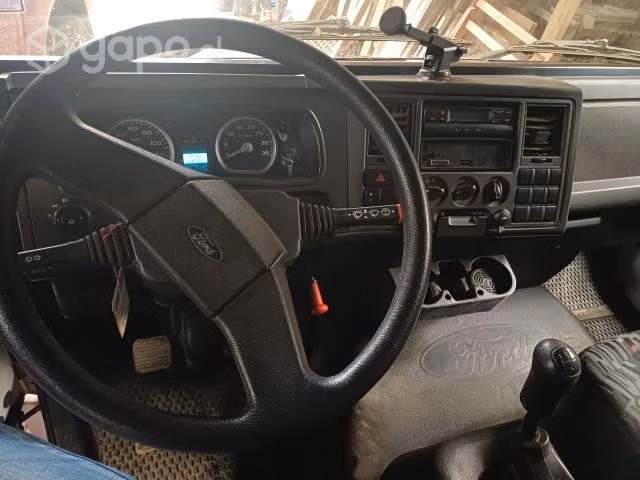 Ford Cargo 916