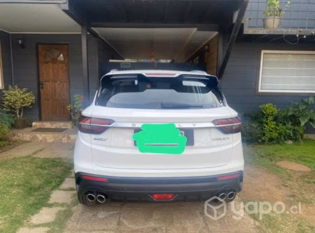 Geely coolray 2022