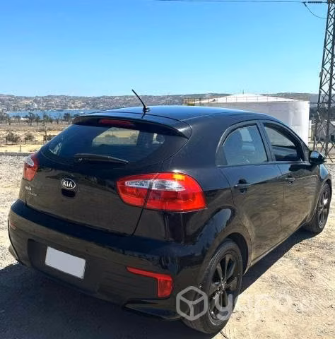 Vendo kia rio 5 full equipo - Imagen 3