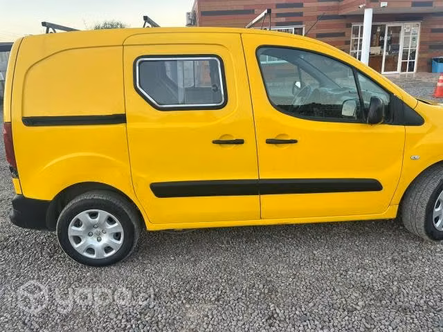 Peugeot partner 2015