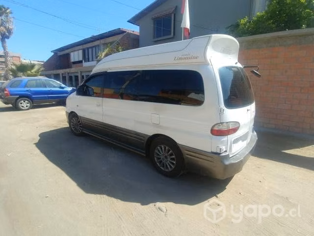 Se vende Hyundai Starex